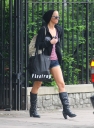 Sarah_leaving_her_house_16_05_08_28329.jpg