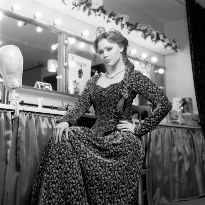Kimberley_Walsh_-_Logan_Riehl_2012_28129.jpg