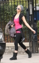 Имя файла=Sarah_seen_going_to_the_Studio2C_London_08_04_08_28529.jpg
Размер файла=1305КБ
Размеры=1460x2351
Дата=Апр 23, 2012 Sarah_seen_going_to_the_Studio2C_London_08_04_08_28529.jpg