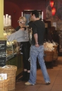 Sarah_Harding_seen_getting_coffee2C_London_07_04_08_28729.jpg