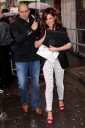 Cheryl_Cole_leaving_the_Radio_One_studios_25_04_12_282729.jpg
