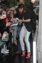 Cheryl_Cole_leaving_the_Radio_One_studios_25_04_12_285929.jpg