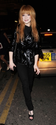 Nicola_Roberts_hits_the_clubs_in_Liverpool_21_03_08_281429.jpg