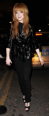 Nicola_Roberts_hits_the_clubs_in_Liverpool_21_03_08_281529.jpg