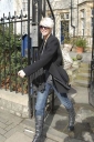 Sarah_Harding_leaving_her_home2C_London_14_03_08_28229.jpg