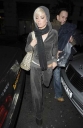 Sarah_leaving_Mayfair_hotel_19_03_08_281029.jpg