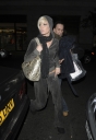 Sarah_leaving_Mayfair_hotel_19_03_08_28129.jpg