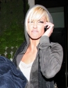 Sarah_leaving_Mayfair_hotel_19_03_08_28629.jpg