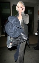 Sarah_leaving_Mayfair_hotel_19_03_08_28729.jpg