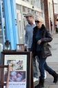 Sarah_and_Tom_walking_through_London_after_lunch_06_02_08_281629.jpg