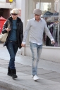Sarah_and_Tom_walking_through_London_after_lunch_06_02_08_28729.jpg