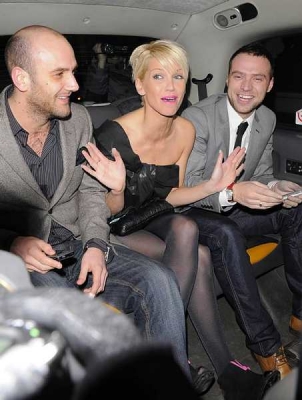 Sarah_Harding_leaving_the_Samsung_Event2C_London_28_02_08_282029.jpg