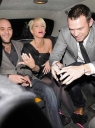 Имя файла=Sarah_Harding_leaving_the_Samsung_Event2C_London_28_02_08_281729.jpg
Размер файла=32КБ
Размеры=447x600
Дата=Апр 29, 2012 Sarah_Harding_leaving_the_Samsung_Event2C_London_28_02_08_281729.jpg
