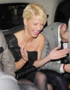 Имя файла=Sarah_Harding_leaving_the_Samsung_Event2C_London_28_02_08_282229.jpg
Размер файла=32КБ
Размеры=468x600
Дата=Апр 29, 2012 Sarah_Harding_leaving_the_Samsung_Event2C_London_28_02_08_282229.jpg
