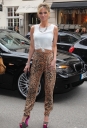 Имя файла=Sarah_Harding_outside_Claridges_Hotel_02_05_12_2810829.jpg
Размер файла=1967КБ
Размеры=3264x4770
Дата=Май 05, 2012 Sarah_Harding_outside_Claridges_Hotel_02_05_12_2810829.jpg
