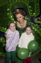 Kimberley_and_the_cast_of_Shrek_celebrate_a_year_onstage_06_05_12_281029.jpg