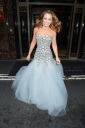 Kimberley_Walsh_leaves_the_Westbury_Hotel_11_05_12_28129.jpg