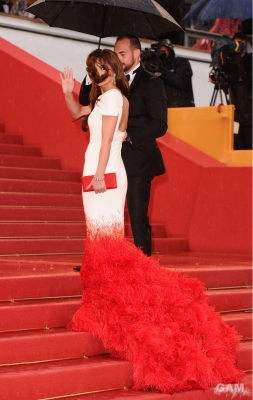 Cheryl_Cole_at_Amour_Premiere_-_65th_Annual_Cannes_Film_Festival_20_05_12_2813429.jpg
