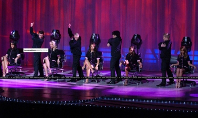 Girls_Aloud_-_The_Show_Royal_Variety_London_151204_25.jpg