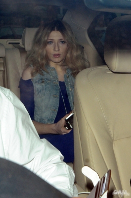 Cheryl2C_Nicola_and_Sarah_arriving_at_Shrek_-_the_Musical_21_05_12_282029.jpg
