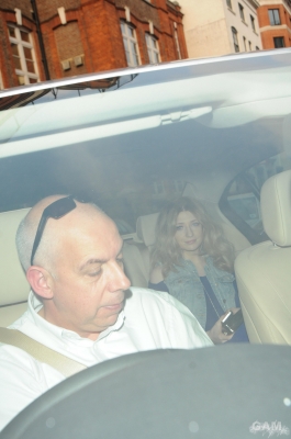 Cheryl2C_Nicola_and_Sarah_arriving_at_Shrek_-_the_Musical_21_05_12_28529.jpg