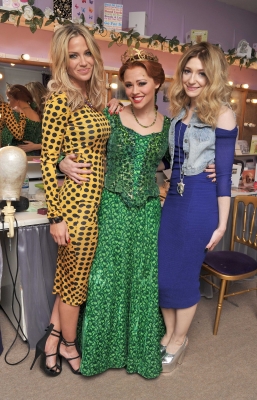 Cheryl2C_Sarah2C_Kimberley_and_Nicola_backstage_at_Shrek_21_05_12_282829.jpg
