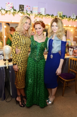 Cheryl2C_Sarah2C_Kimberley_and_Nicola_backstage_at_Shrek_21_05_12_28629.jpg
