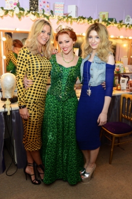 Cheryl2C_Sarah2C_Kimberley_and_Nicola_backstage_at_Shrek_21_05_12_28829.jpg