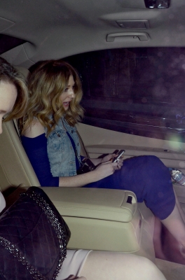 Sarah2C_Kimberley_and_Nicola_leave_Shrek_the_musical_21_05_12_283429.jpg