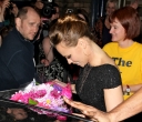 Sarah2C_Kimberley_and_Nicola_leave_Shrek_the_musical_21_05_12_282629.jpg