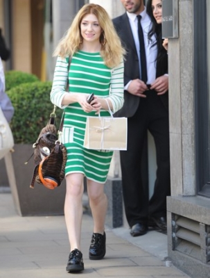 Nicola_Roberts_out_shopping_in_Bond_Street_27_05_12_281429.jpg