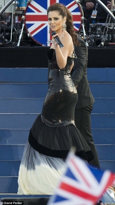 Cheryl_Cole_at_Diamond_Jubilee_04_06_12_281629.jpg