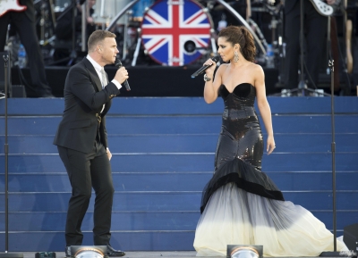 Cheryl_Cole_at_Diamond_Jubilee_04_06_12_28329.jpg