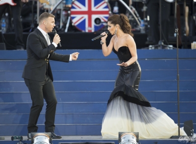 Cheryl_Cole_at_The_Queen_s_Diamond_Jubilee_concert_04_06_12_284029.jpg