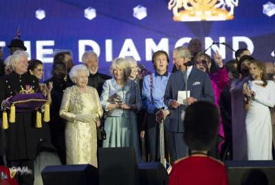 Cheryl_Cole_at_The_Queen_s_Diamond_Jubilee_concert_04_06_12_286229.jpg