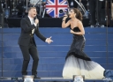 Cheryl_Cole_at_The_Queen_s_Diamond_Jubilee_concert_04_06_12_283929.jpg