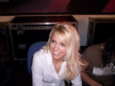 HMV_Oxford_Signing_22_02_05_285329.jpg