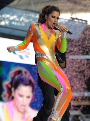 Cheryl_Cole_performed_at_the_Summertime_Ball_09_06_12_281629.jpg