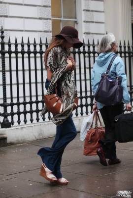 Nadine_Coyle_out___about_in_London_11_06_12_28329.JPG