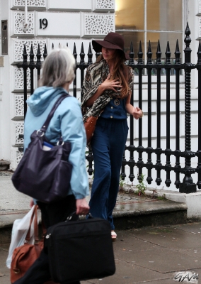Nadine_Coyle_out___about_in_London_11_06_12_28629.JPG
