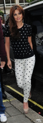 Cheryl_Cole_Leaving_Radio_1_Studios_12_06_12_2815029.jpg