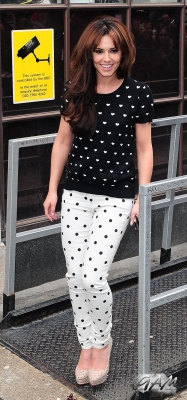 Cheryl_Cole_Leaving_Radio_1_Studios_12_06_12_2817129.jpg