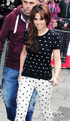 Cheryl_Cole_arriving_at_Radio_1_Studios_12_06_12_281029.jpg