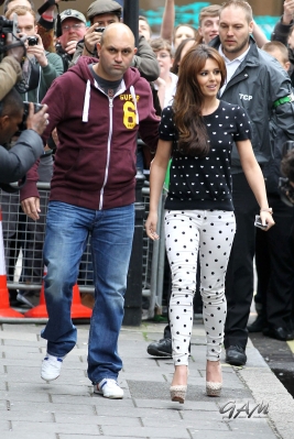 Cheryl_Cole_arriving_at_Radio_1_Studios_12_06_12_284629.jpg