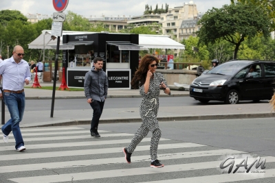 Cheryl_Cole_out_in_Paris_13_06_12_284429.jpg
