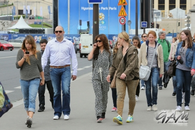 Cheryl_Cole_out_in_Paris_13_06_12_284729.jpg