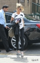 Sarah_Harding_at_a_central_London_recording_studio_14_06_12_28329.jpg