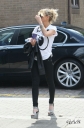 Имя файла=Sarah_Harding_at_a_central_London_recording_studio_14_06_12_28629.jpg
Размер файла=821КБ
Размеры=2199x3336
Дата=Июнь 14, 2012 Sarah_Harding_at_a_central_London_recording_studio_14_06_12_28629.jpg