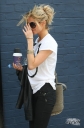 Sarah_Harding_at_a_central_London_recording_studio_14_06_12_28929.jpg