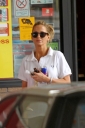 Sarah_Harding_at_a_petrol_station_11_06_12_28429.jpg